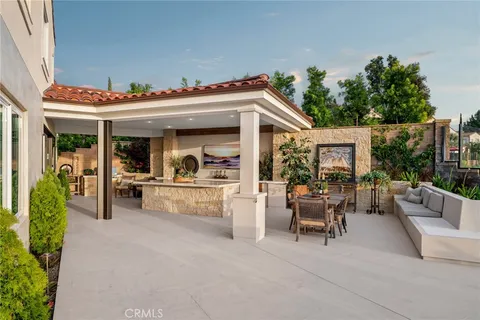 $2,995,000 | 42 Gardenpath, Irvine, CA 92603