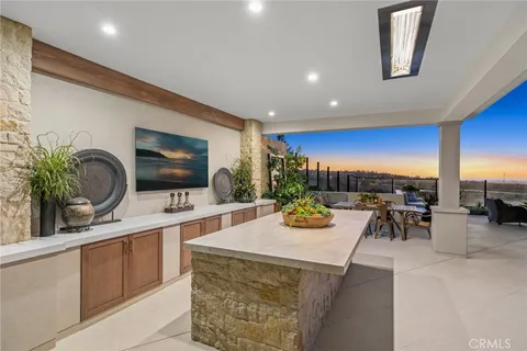$2,995,000 | 42 Gardenpath, Irvine, CA 92603