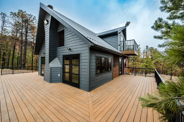 $1,699,000 | 161 Horseshoe Road, Dayton, WY 82836