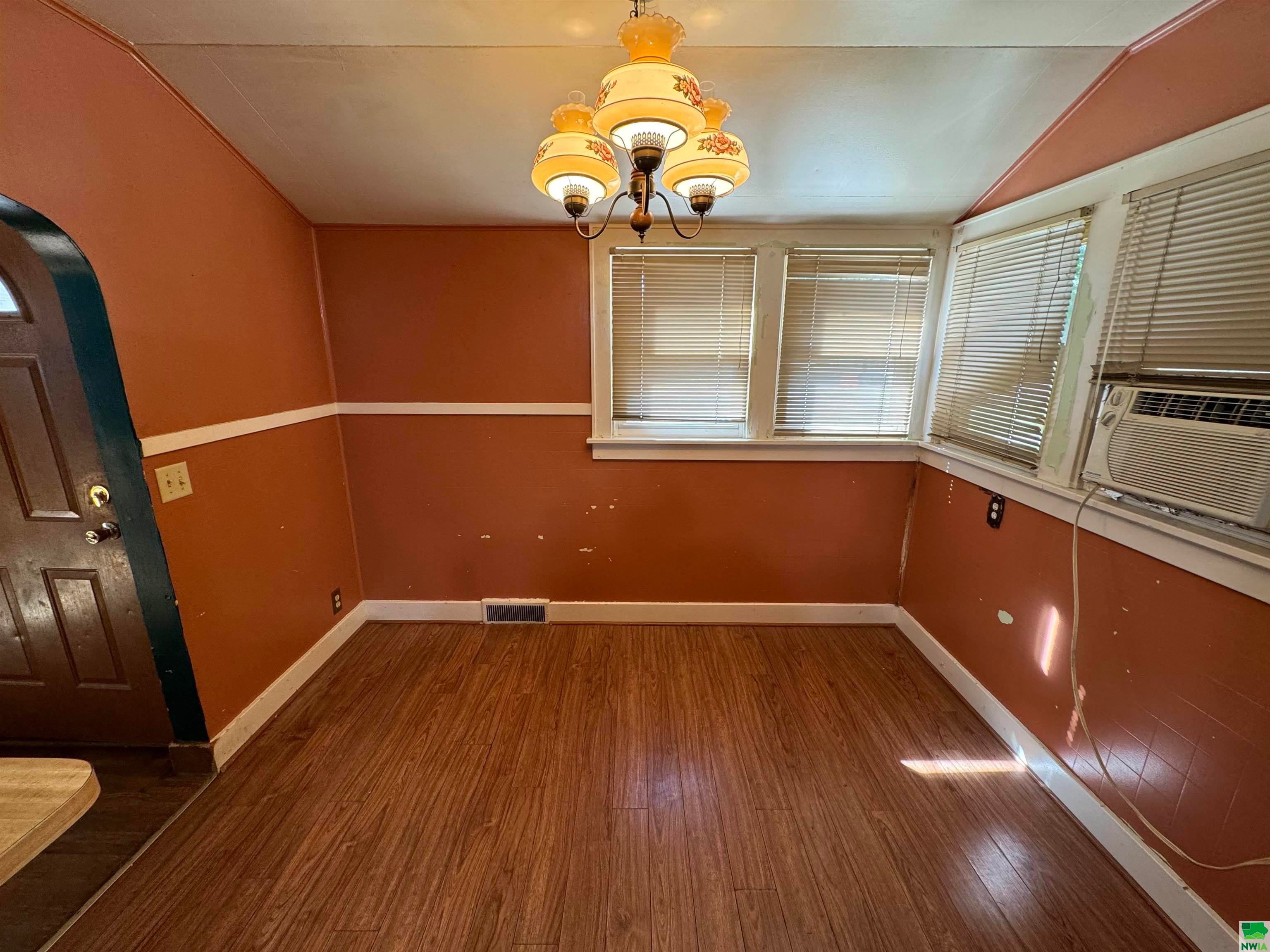 427 Main Street Merrill, IA 51038 - Photo 4 of 18 Gallery Image 4
