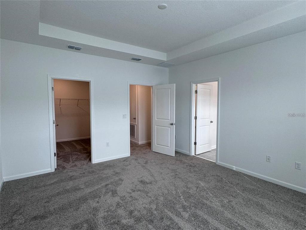 2533 Skyline Loop Kissimmee, FL 34758 - Photo 10 of 21