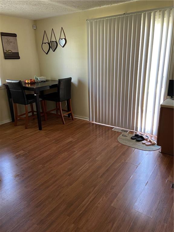2009 Mitthoeffer Road Indianapolis, IN 46229 - Photo 4 of 18 Gallery Image 4