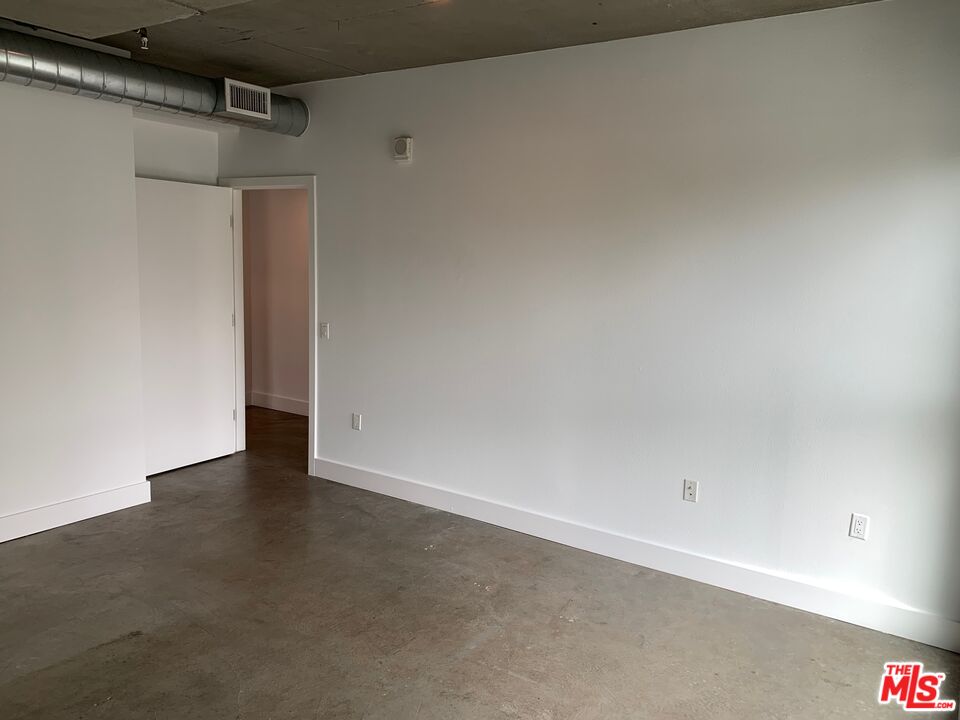 4210 Del Rey Avenue, Unit 201 Marina del Rey, CA 90292 - Photo 15 of 24