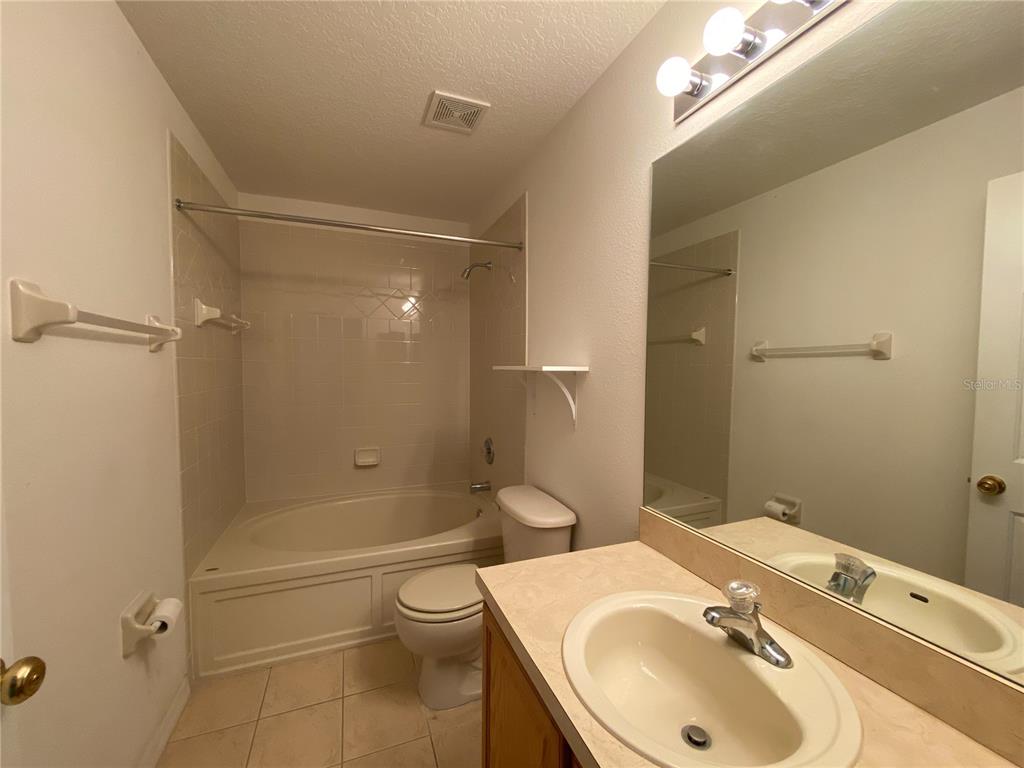 253 Castlekeeper Place Valrico, FL 33594 - Photo 15 of 18