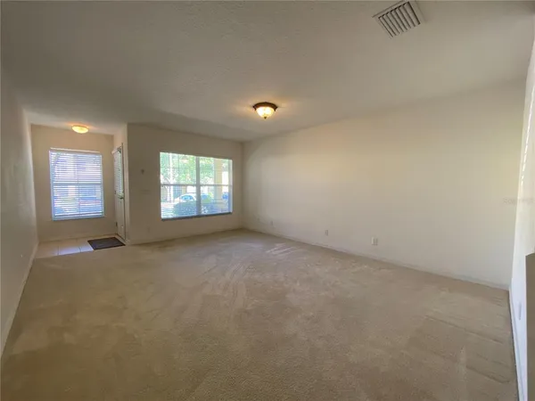$1,750 | 253 Castlekeeper Place, Valrico, FL 33594