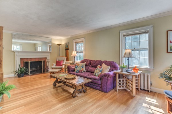 13 Ronaele Road Medford, MA 02155 - Photo 7 of 30 Gallery Image 7