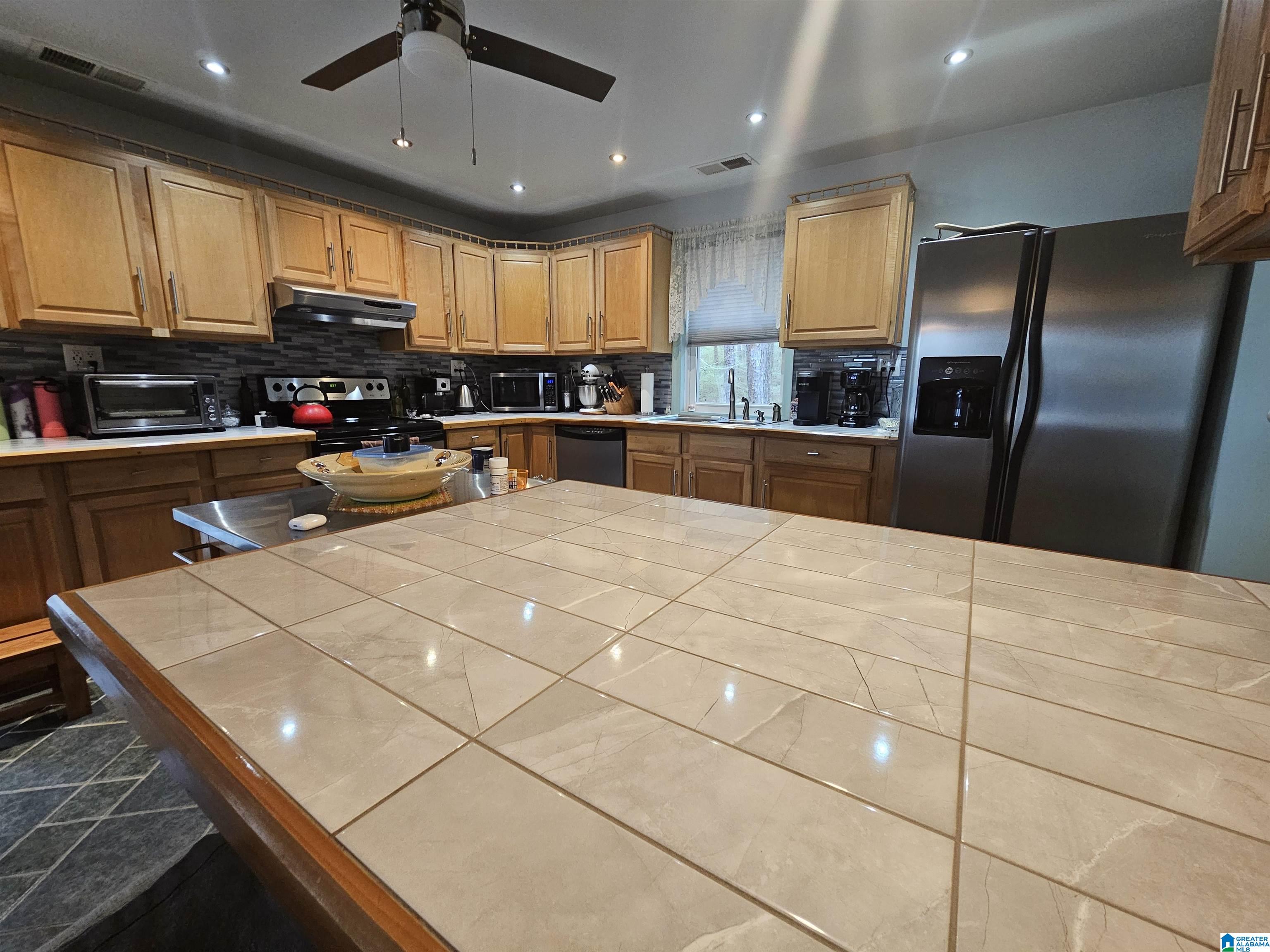 2176 Old Hayden Road Warrior, AL 35180 - Photo 9 of 25