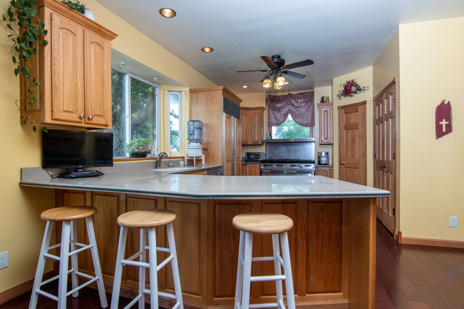7267 State Line Road Davis, WI 61070 - Photo 8 of 33 Gallery Image 8