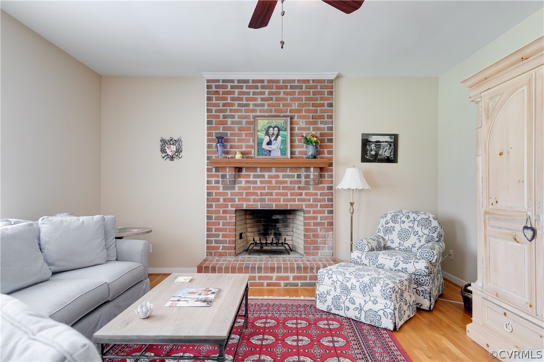 765 Snead Road Manakin-Sabot, VA 23103 - Photo 18 of 46 REAL brick fireplace!