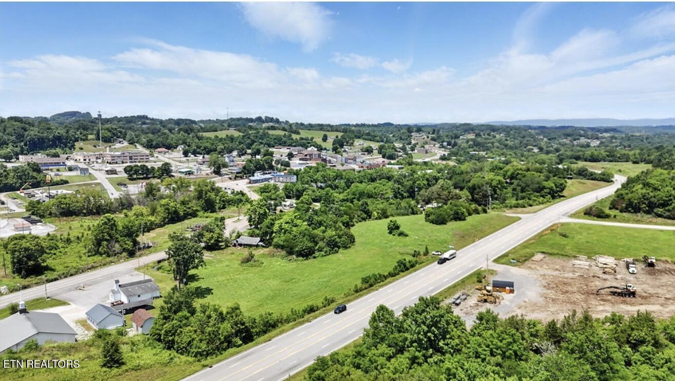 307 Old Kentucky Road Tazewell, TN 37879 - Photo 11 of 20 IMG_6263