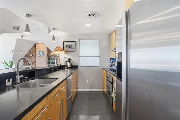 $549,900 | 229 Grandview Avenue, Unit 3, Pittsburgh, PA 15211
