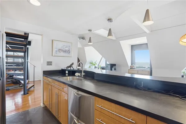 $549,900 | 229 Grandview Avenue, Unit 3, Pittsburgh, PA 15211