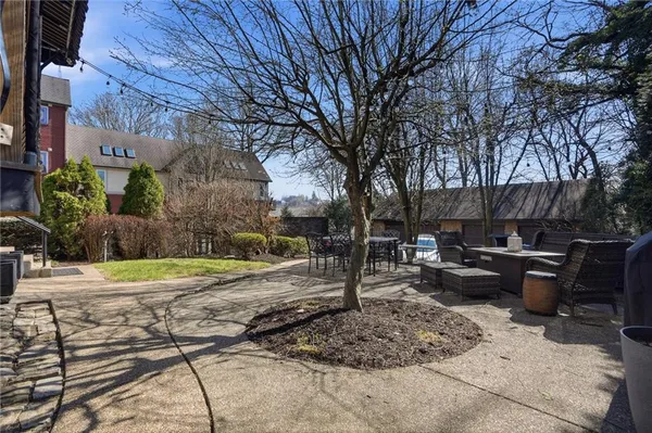 $549,900 | 229 Grandview Avenue, Unit 3, Pittsburgh, PA 15211