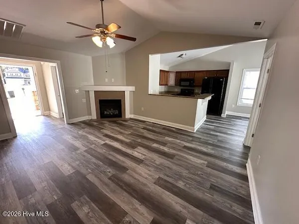 $1,650 | 305 Falcon Bridge Drive, New Bern, NC 28560