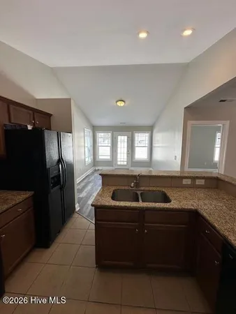 $1,650 | 305 Falcon Bridge Drive, New Bern, NC 28560