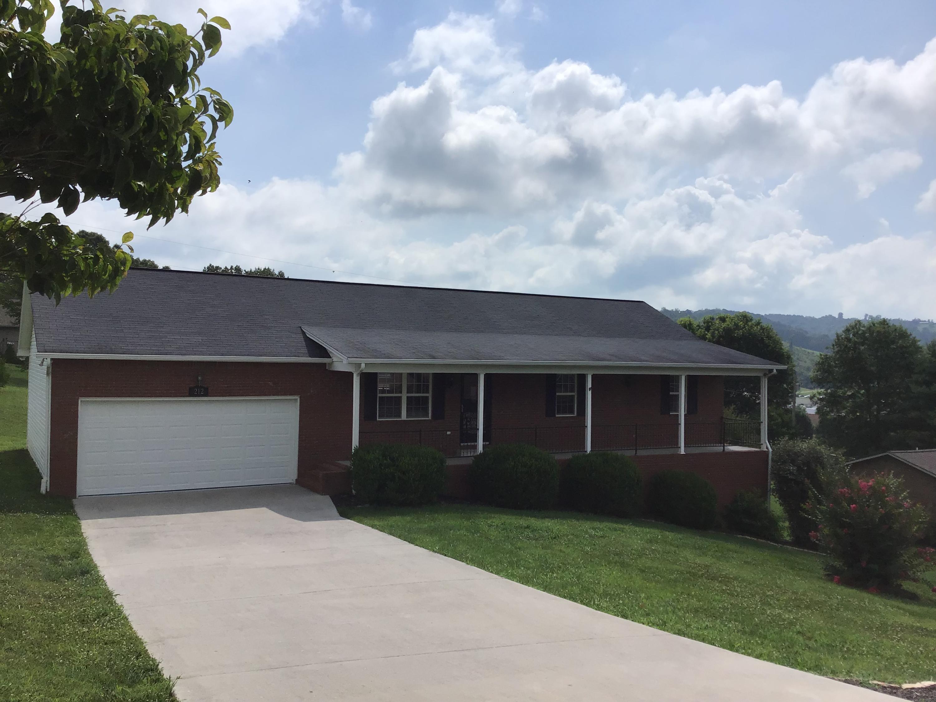 212 Rutherford Drive New Tazewell, TN 37825 - Photo 2 of 3 056C661E-6A54-4AA2-B2A5-821035603B3F