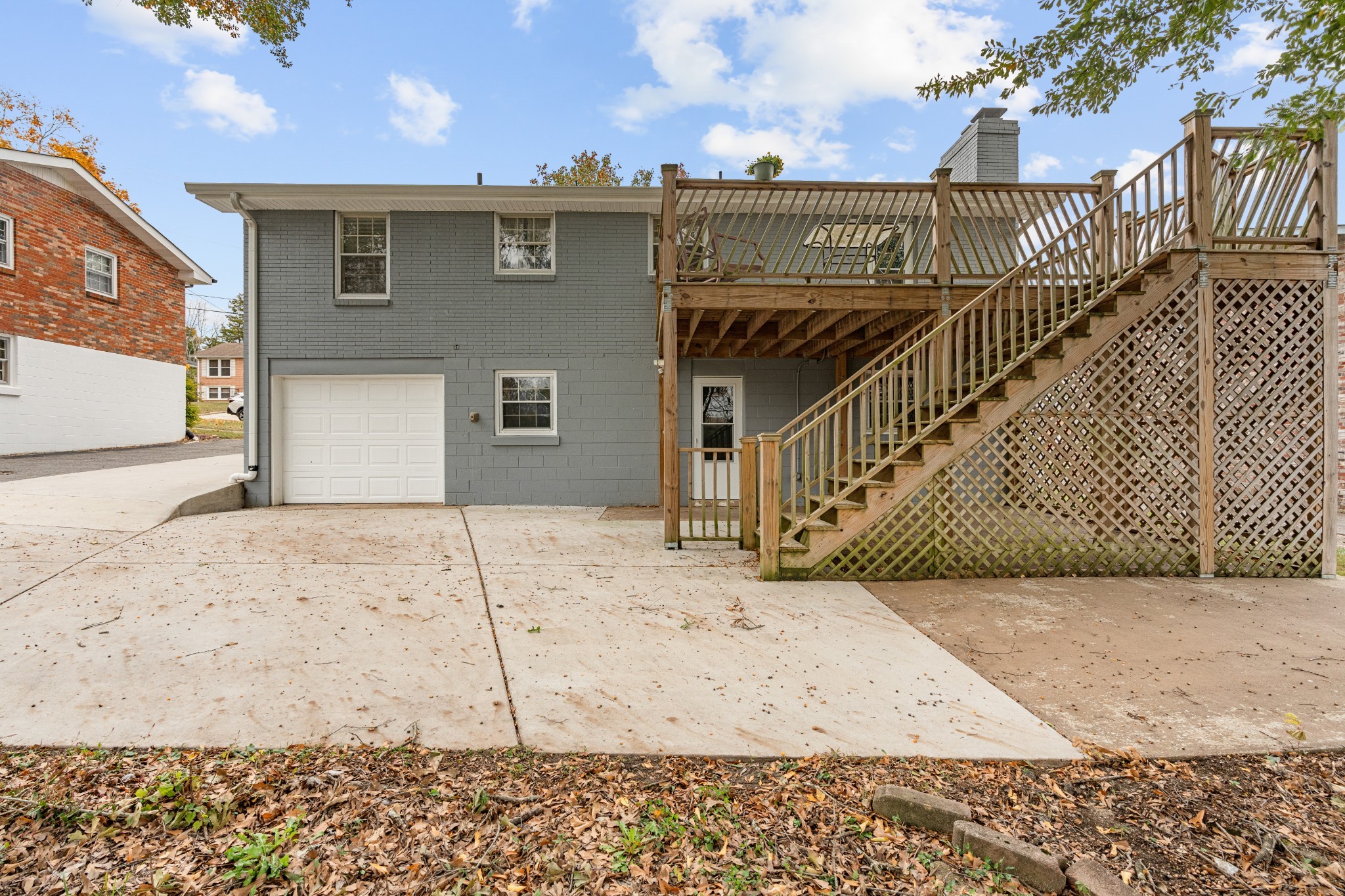 612 Canton Pass Madison, TN 37115 - Photo 19 of 24 a view of a house with wooden fence