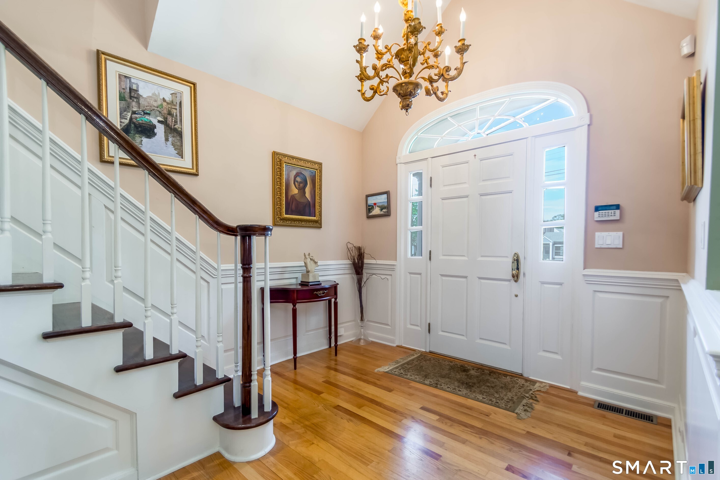 274 Valley View Road Fairfield, CT 06824 - Photo 9 of 36