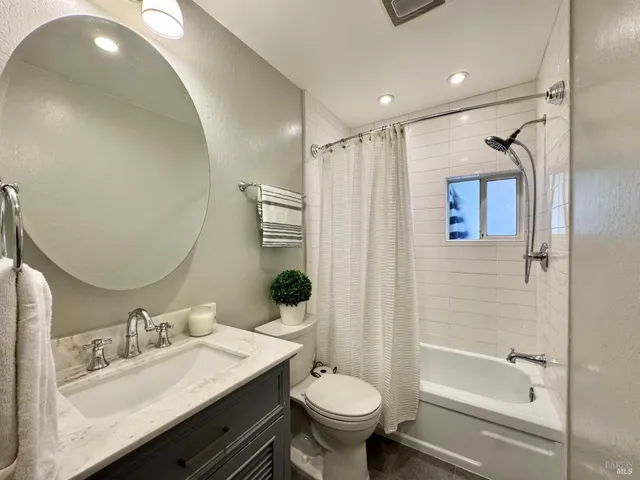 $805,000 | 3538 Baxter Avenue, Napa, CA 94558