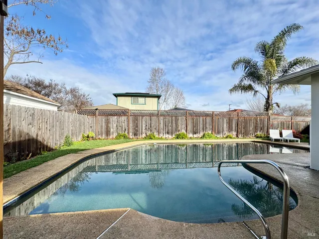 $805,000 | 3538 Baxter Avenue, Napa, CA 94558