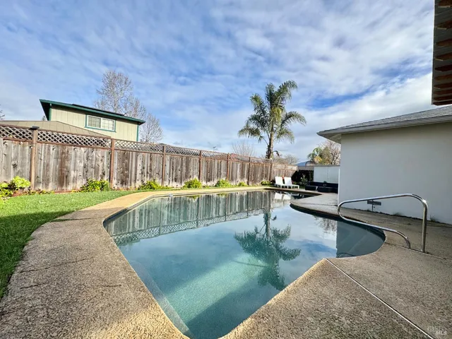 $805,000 | 3538 Baxter Avenue, Napa, CA 94558