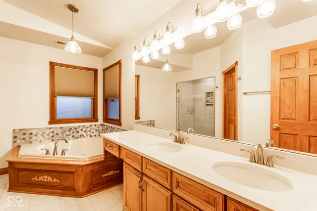 $650,000 | 505 Monon Circle, Avon, IN 46123