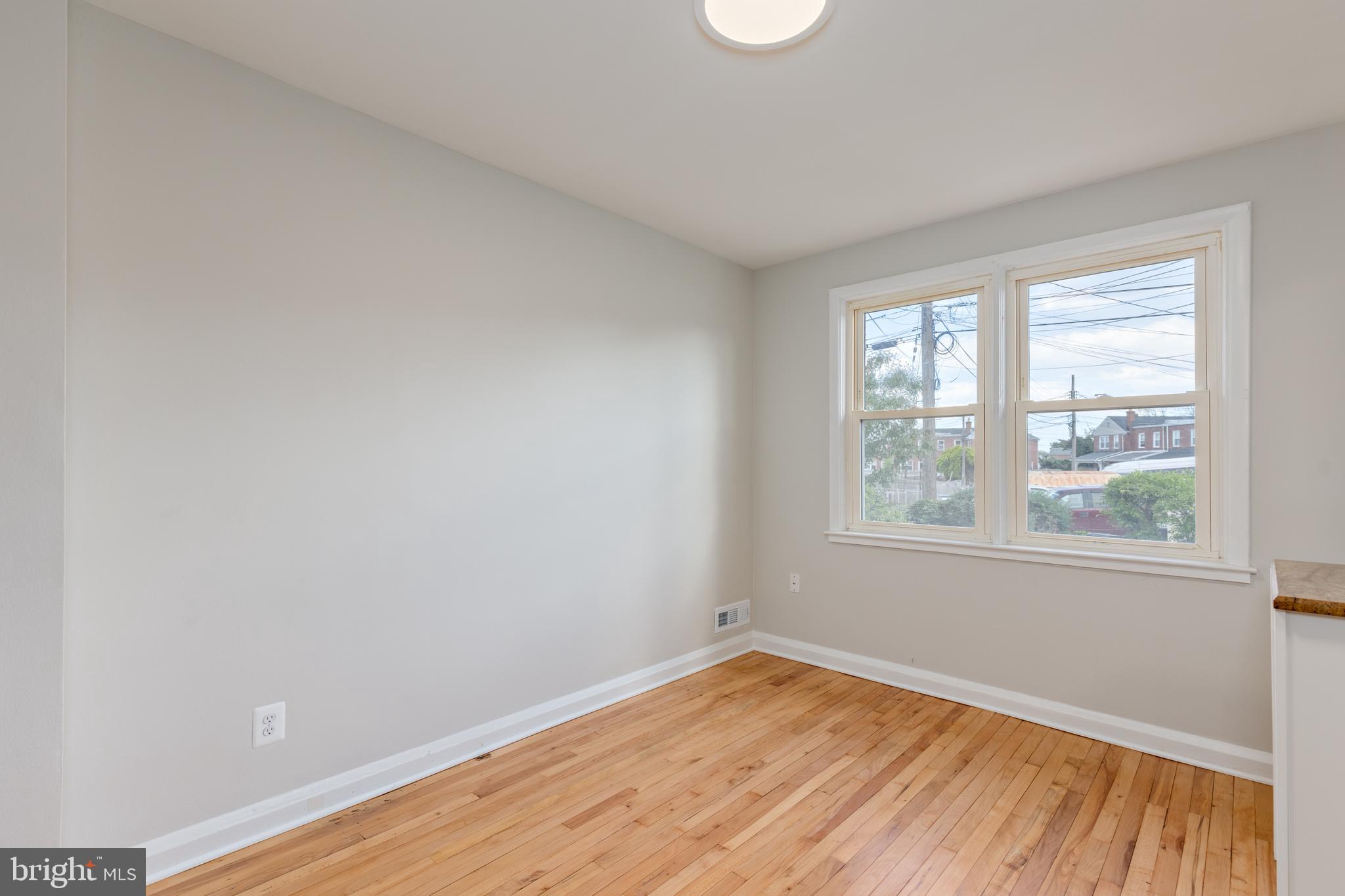 6913 Broening Road Baltimore, MD 21222 - Photo 8 of 33 Gallery Image 8