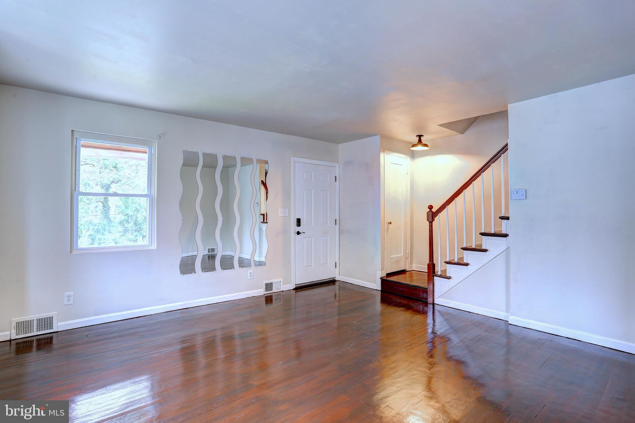 1550 Pentwood Road Baltimore, MD 21239 - Photo 9 of 29