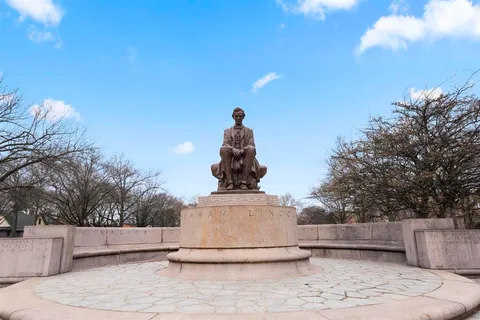 a view of a terrace view