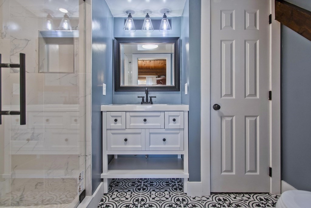 44 Kinsley Road Acton, MA 01720 - Photo 21 of 36