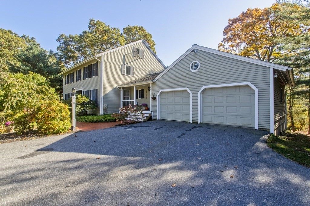 44 Kinsley Road Acton, MA 01720 - Photo 3 of 36