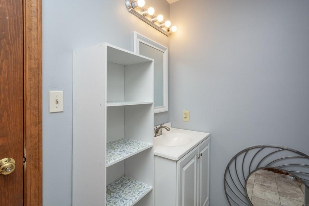 14 Samoset Road Worcester, MA 01604 - Photo 17 of 27 Gallery Image 17