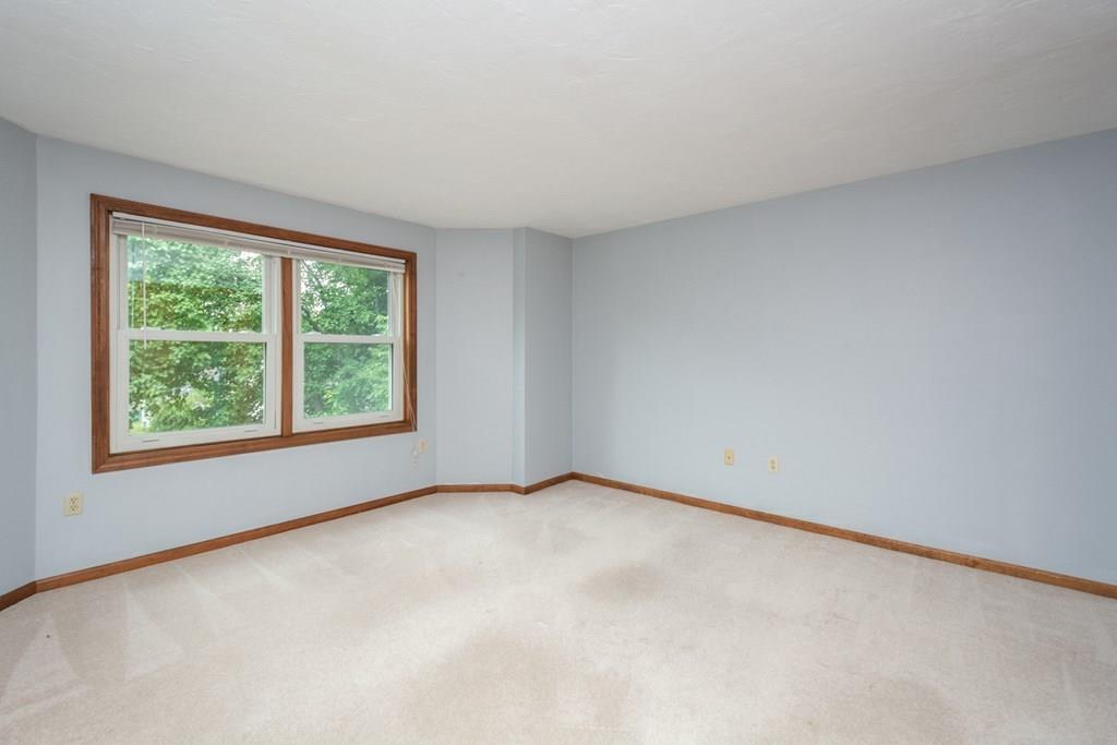 14 Samoset Road Worcester, MA 01604 - Photo 18 of 27 Gallery Image 18