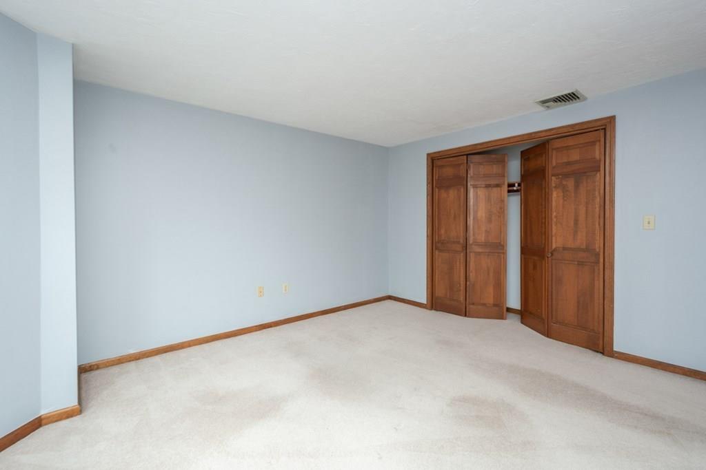 14 Samoset Road Worcester, MA 01604 - Photo 19 of 27 Gallery Image 19