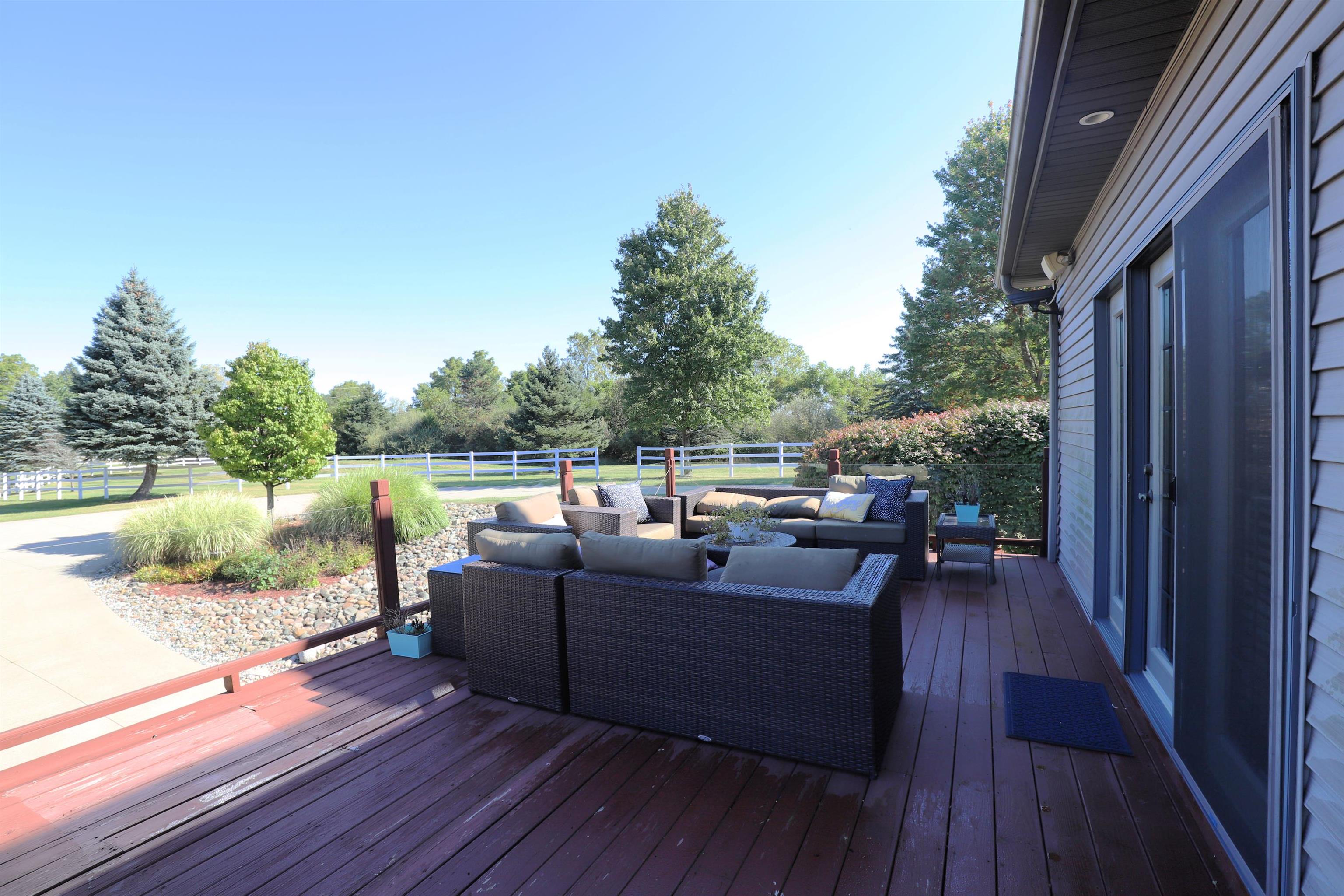 10150 Potter Road Flushing, MI 48433 - Photo 33 of 43