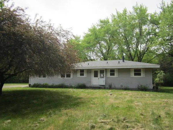 $270,000 | 1064 273rd Avenue Northeast, Isanti, MN 55040