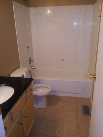 6019 Forest View Road, Unit 1B Lisle, IL 60532 - Photo 8 of 11