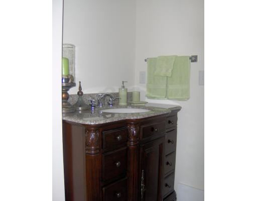 187 Robin Hill Road Chelmsford, MA 01824 - Photo 15 of 25 Gallery Image 15