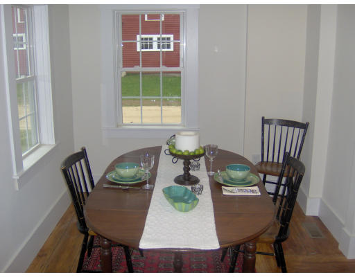 187 Robin Hill Road Chelmsford, MA 01824 - Photo 10 of 25 Gallery Image 10