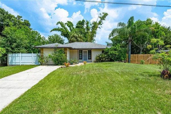 $2,650 | 3709 Alden Way, Sarasota, FL 34232