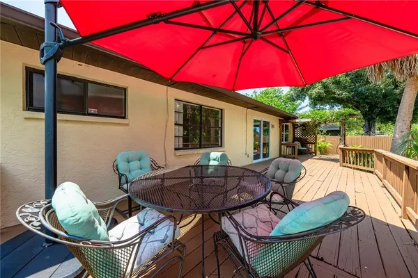 $2,650 | 3709 Alden Way, Sarasota, FL 34232