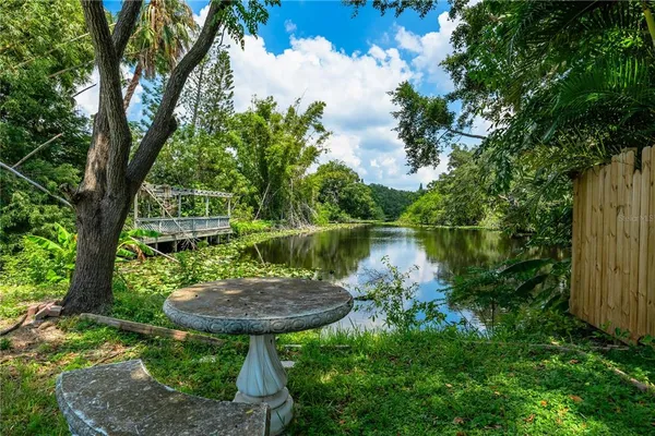 $2,650 | 3709 Alden Way, Sarasota, FL 34232