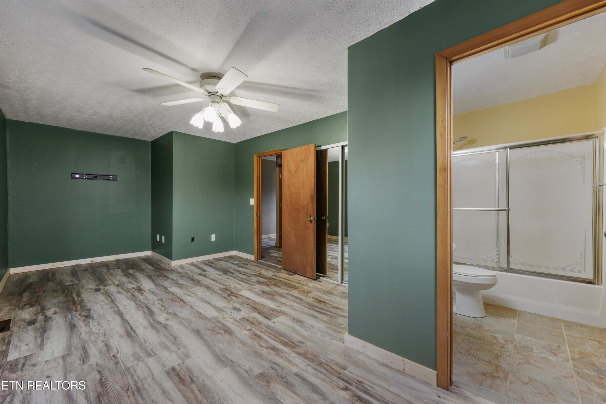 47 Paint Rock Ferry Road Kingston, TN 37763 - Photo 16 of 38 wooden floor in an empty room