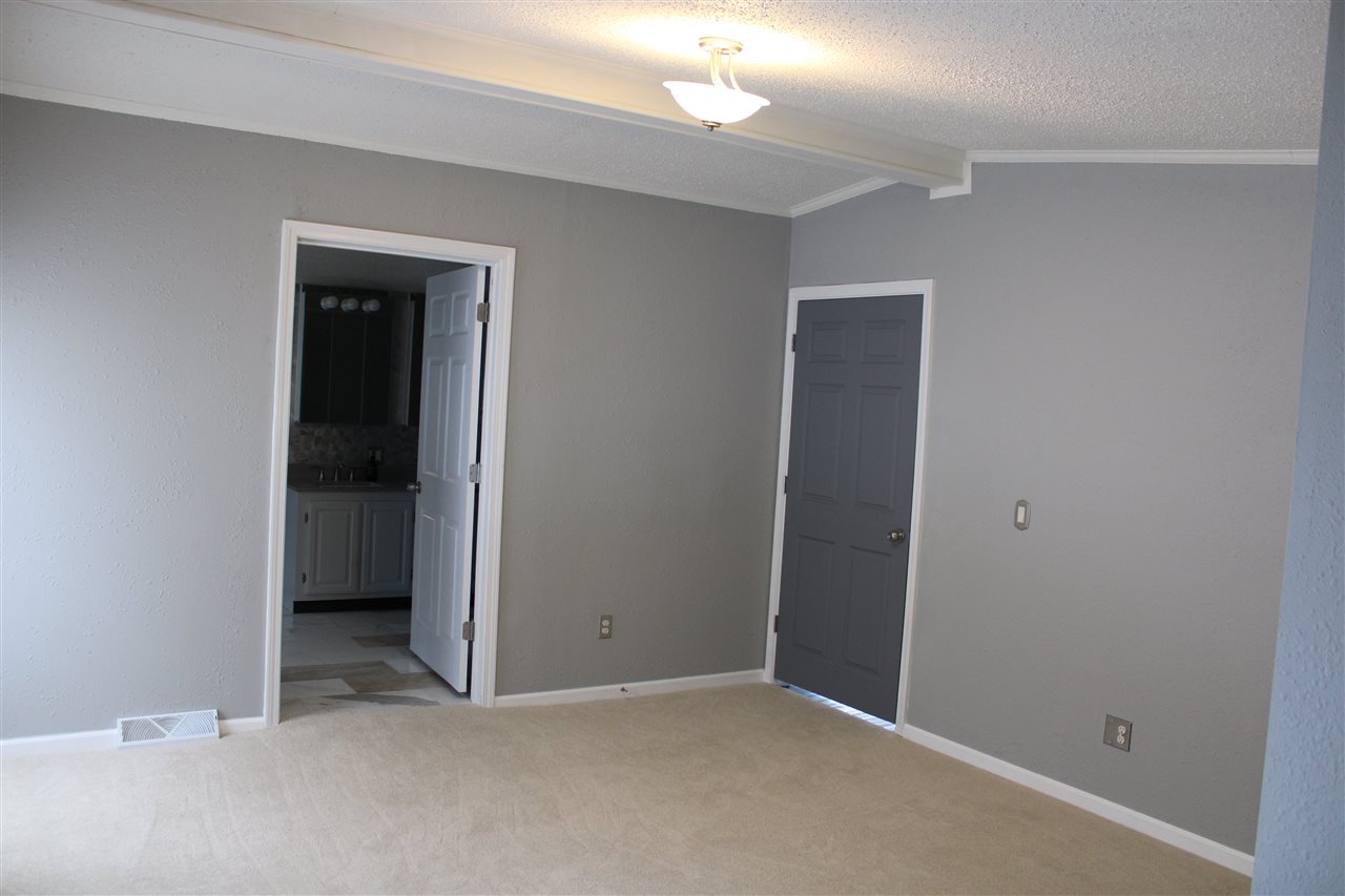 11909 Wheeler Road Southwest Fife Lake, MI 49633 - Photo 15 of 26 1883128-14.JPG