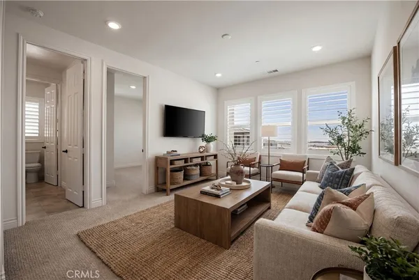 $1,975,000 | 1999 Aliso Peak Way, Lake Forest, CA 92610