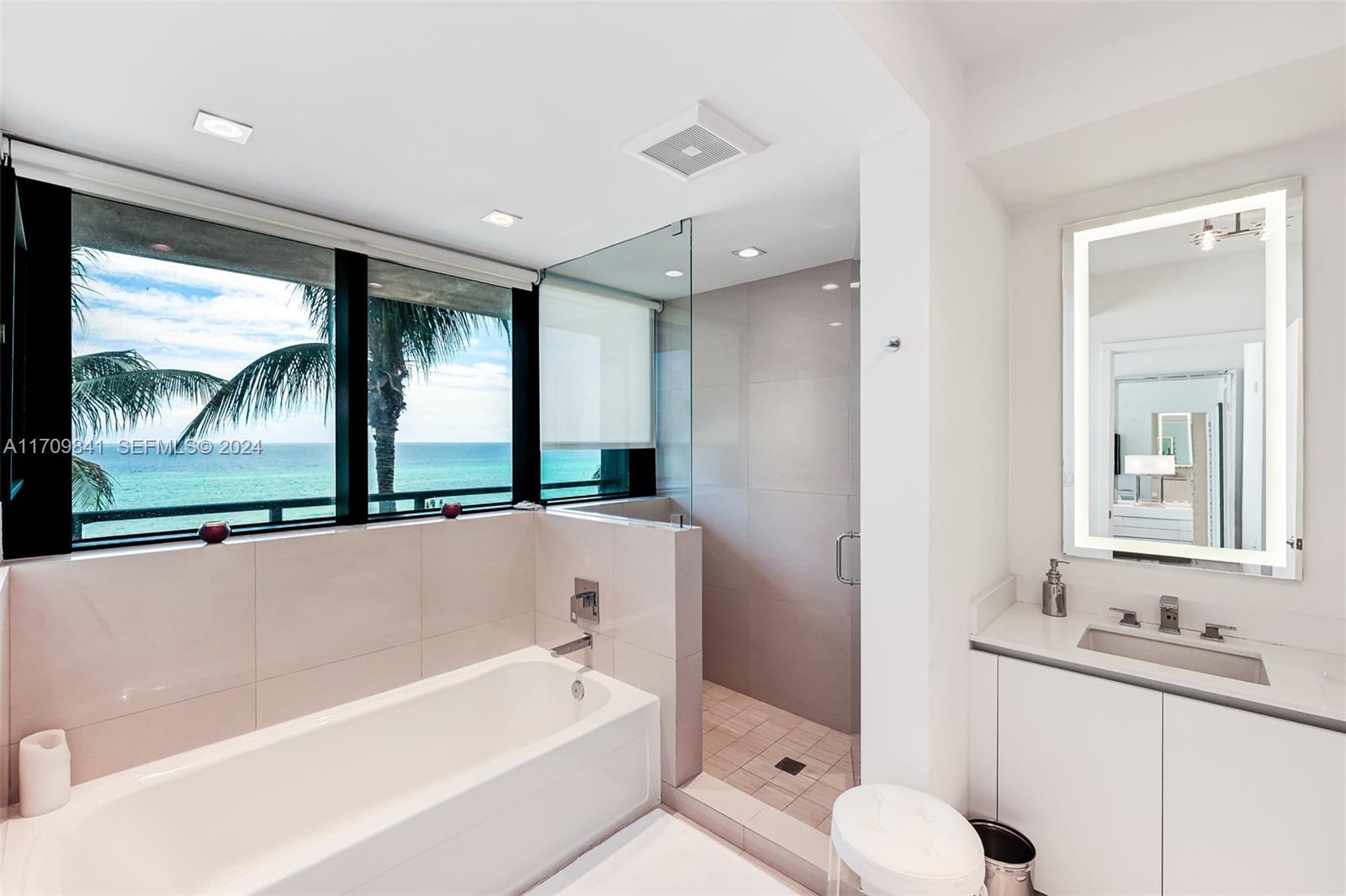 2205 South Surf Road, Unit 3A Hollywood, FL 33019 - Photo 22 of 58 a bathroom with a bathtub and a sink