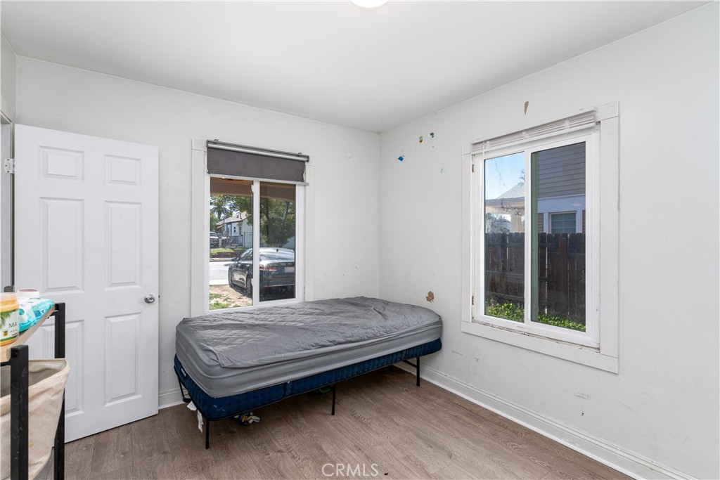 3367 Holding Street Riverside, CA 92501 - Photo 13 of 17