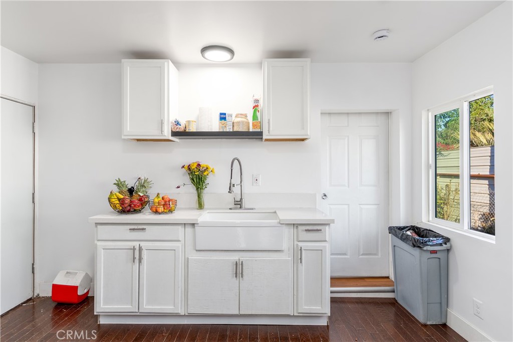 3367 Holding Street Riverside, CA 92501 - Photo 7 of 17