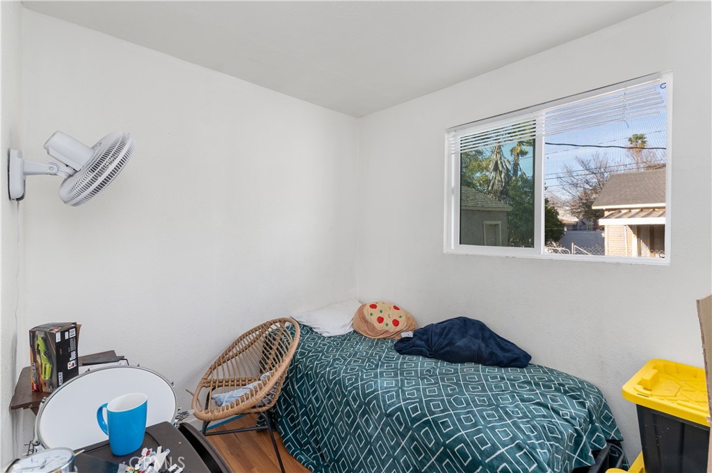 3367 Holding Street Riverside, CA 92501 - Photo 8 of 17