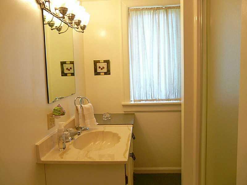 1308 Park Road Anderson, IN 46011 - Photo 10 of 19 Gallery Image 10